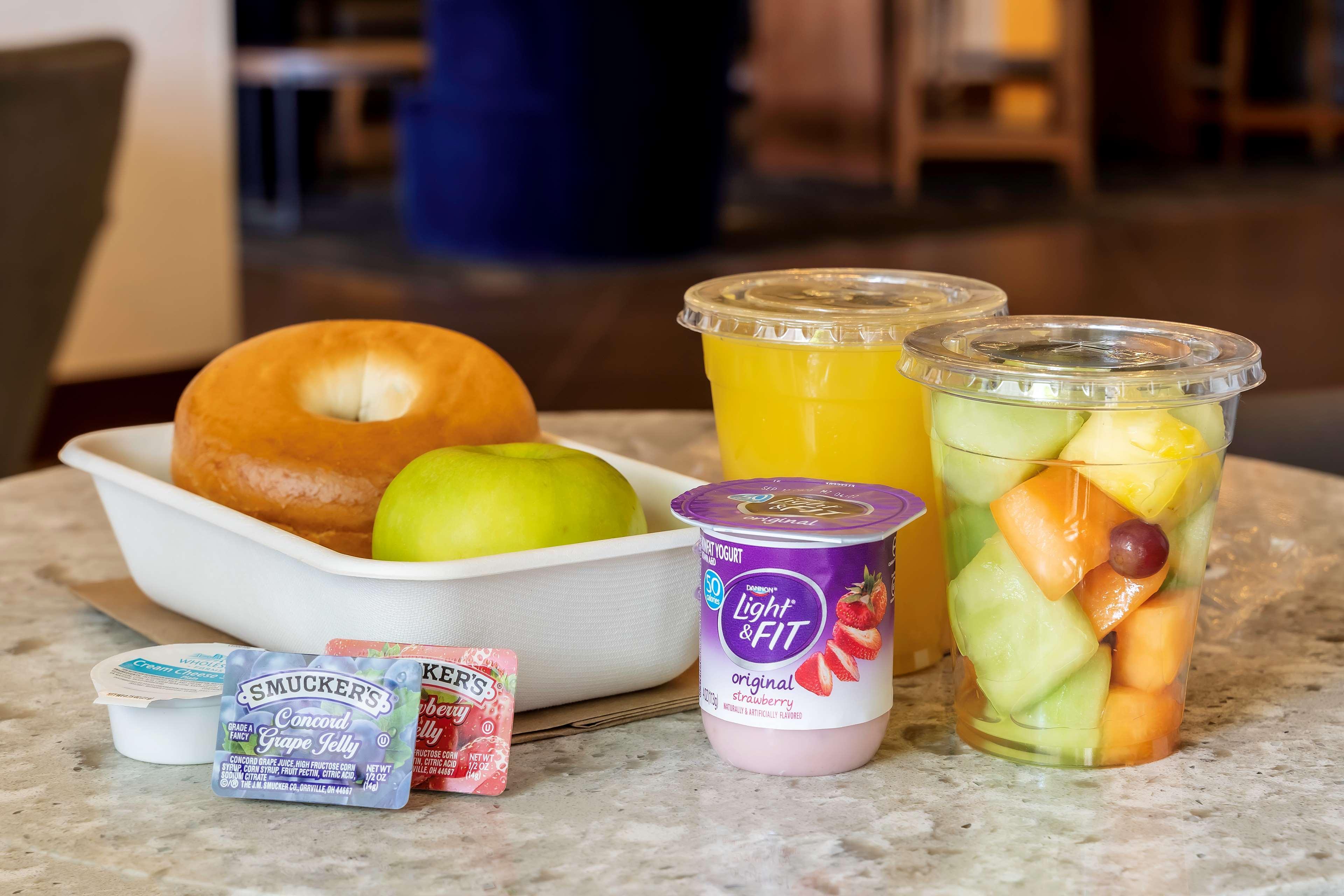 Hyatt Place Charlotte Airport Billy Graham Parkway Bagian luar foto