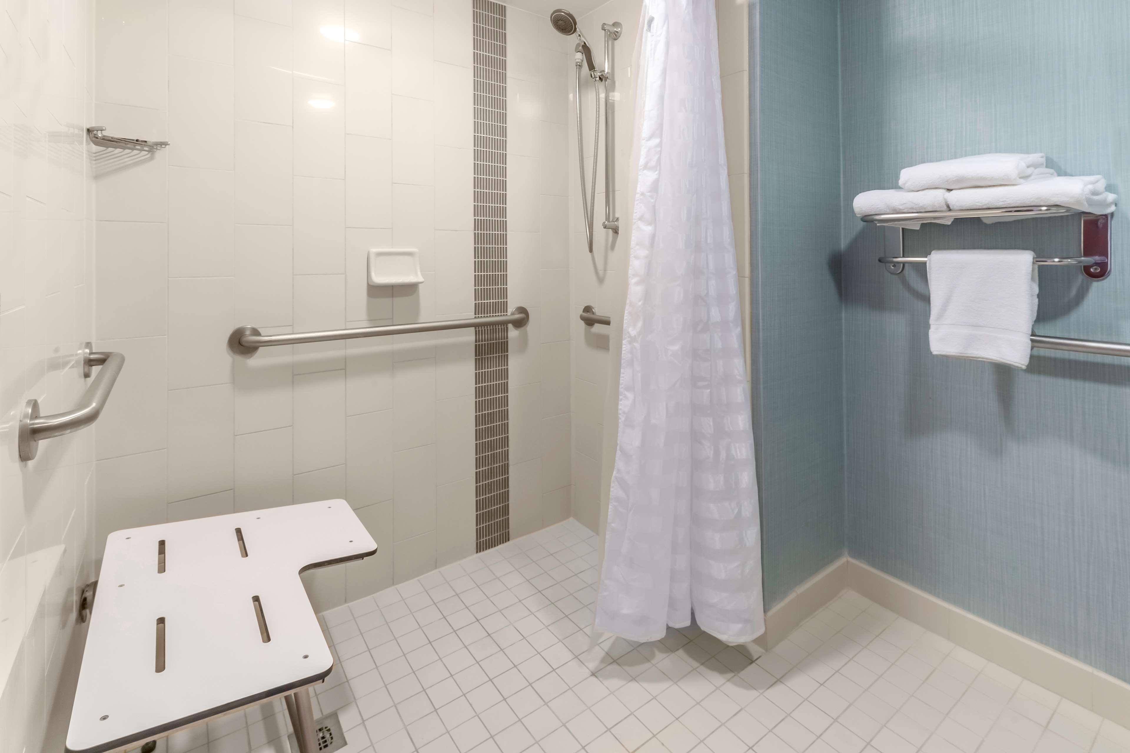 Hyatt Place Charlotte Airport Billy Graham Parkway Bagian luar foto