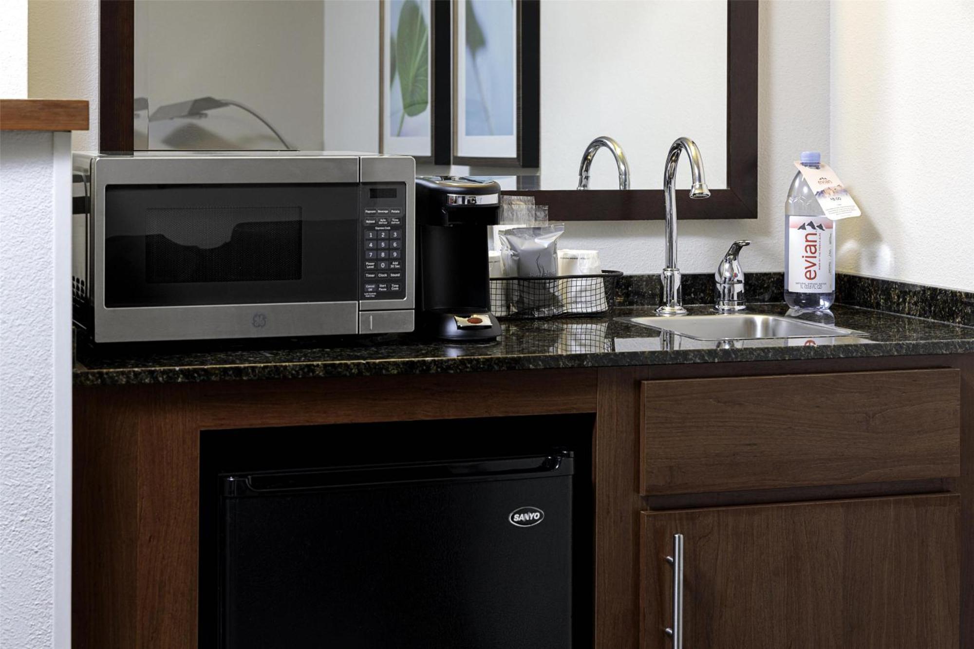 Hyatt Place Charlotte Airport Billy Graham Parkway Bagian luar foto